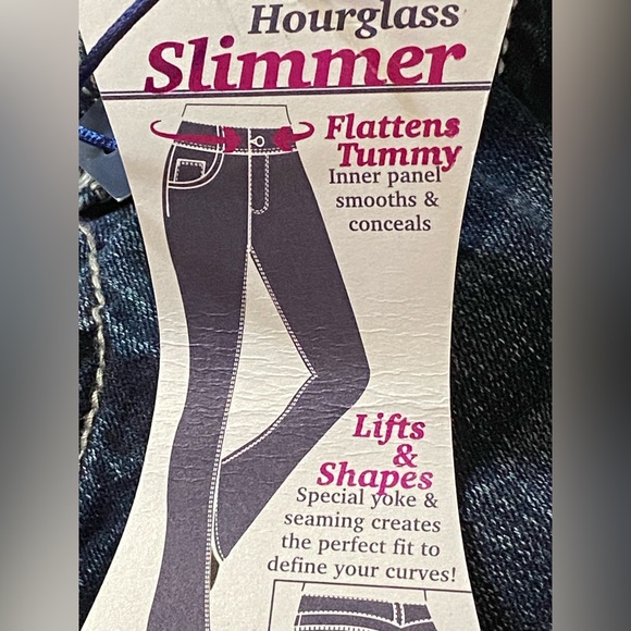NWT Rhythm in Blues Jeans Capris Dark Blue Wash “Hourglass Slimmer” Size 16 - Picture 10 of 12